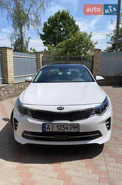 Седан Kia Optima 2016 в Киеве