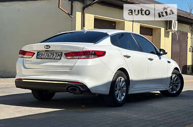 Седан Kia Optima 2016 в Ізмаїлі