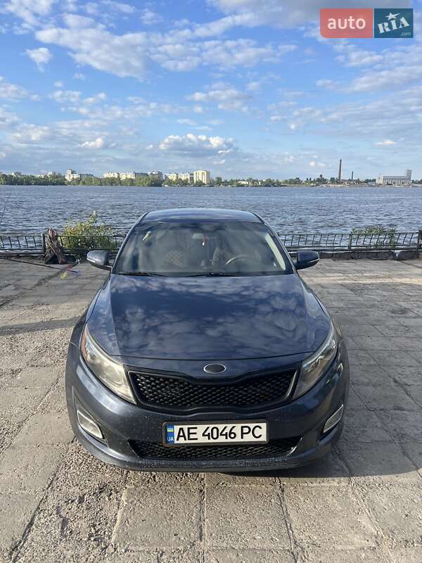 Седан Kia Optima 2015 в Дніпрі