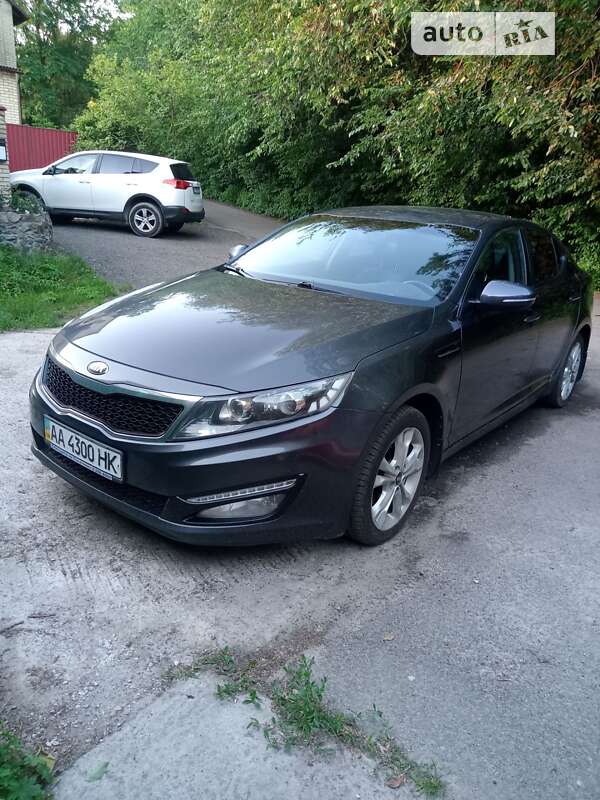 Седан Kia Optima 2013 в Києві