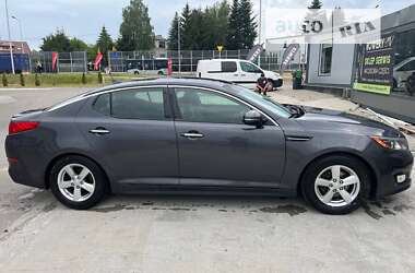 Седан Kia Optima 2015 в Львові