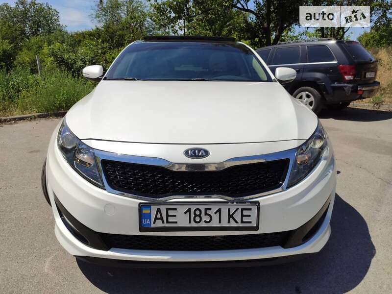 Седан Kia Optima 2013 в Дніпрі