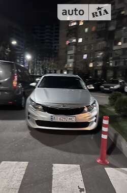 Седан Kia Optima 2016 в Києві