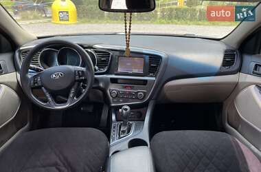 Седан Kia Optima 2012 в Умани