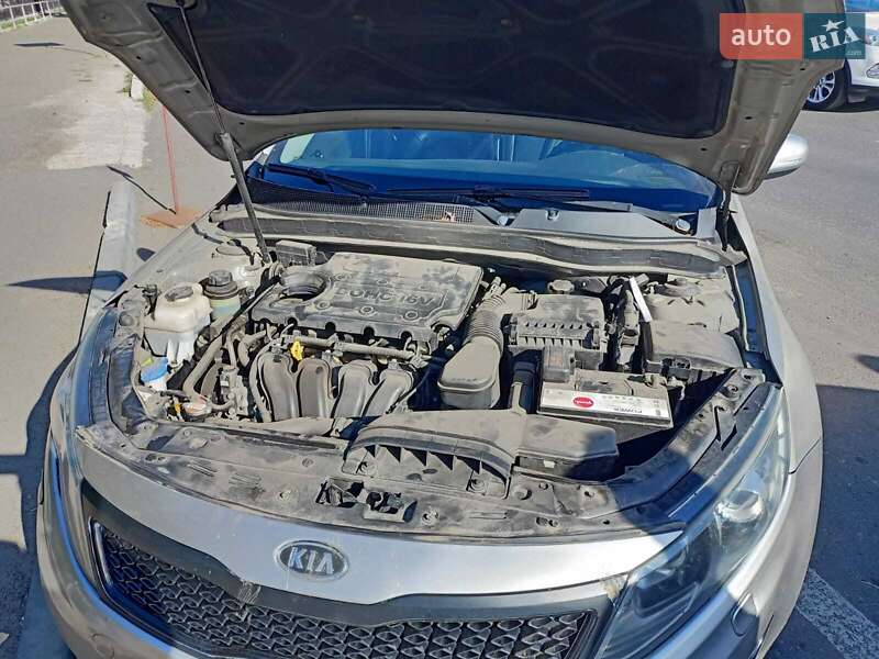 Седан Kia Optima 2011 в Одессе