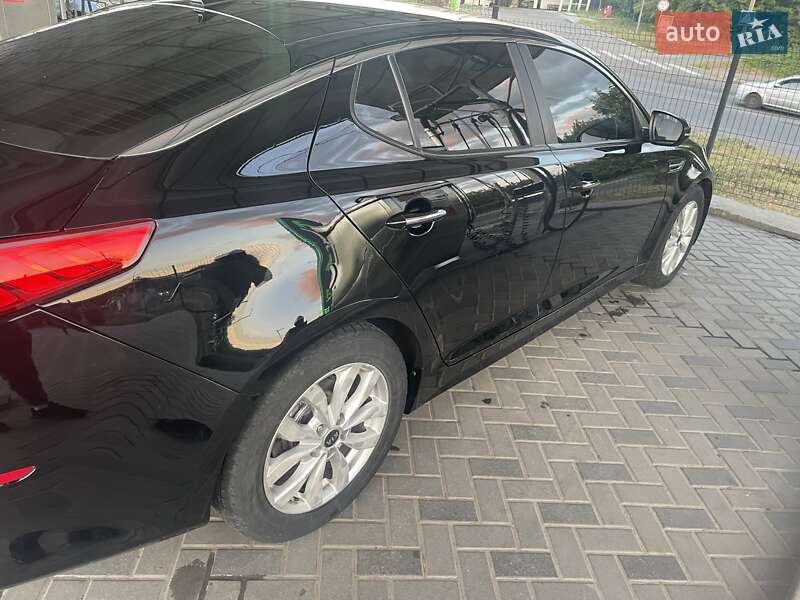 Седан Kia Optima 2014 в Полтаве