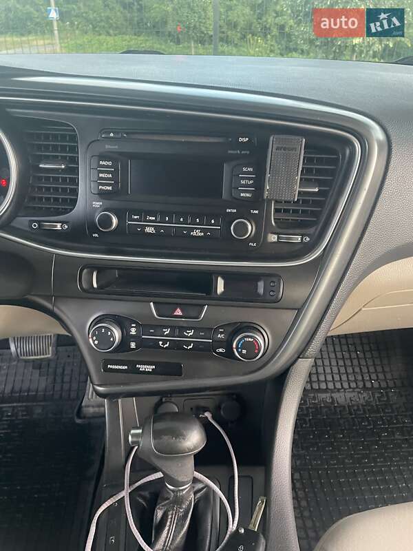Седан Kia Optima 2014 в Полтаве