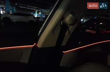 Седан Kia Optima 2013 в Киеве