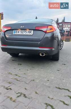 Седан Kia Optima 2012 в Хмельницком