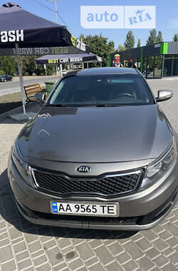 Седан Kia Optima 2014 в Кропивницком