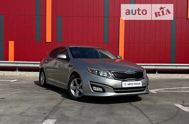 Седан Kia Optima 2014 в Киеве