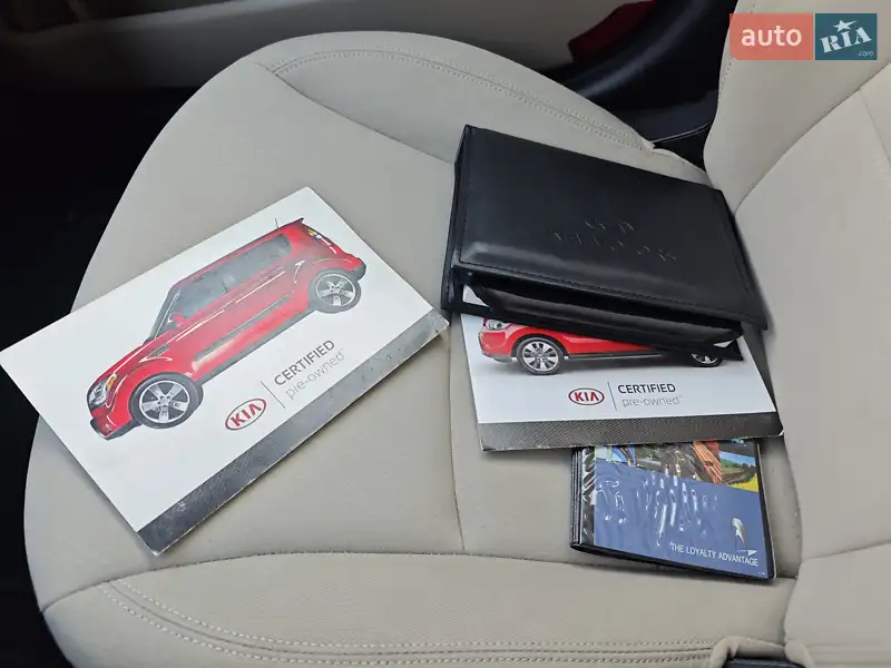 Седан Kia Optima 2014 в Луцьку документ