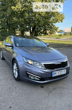 Седан Kia Optima 2012 в Рівному