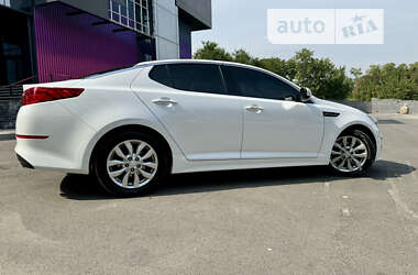 Седан Kia Optima 2014 в Чернигове