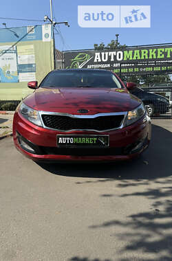 Седан Kia Optima 2012 в Первомайске