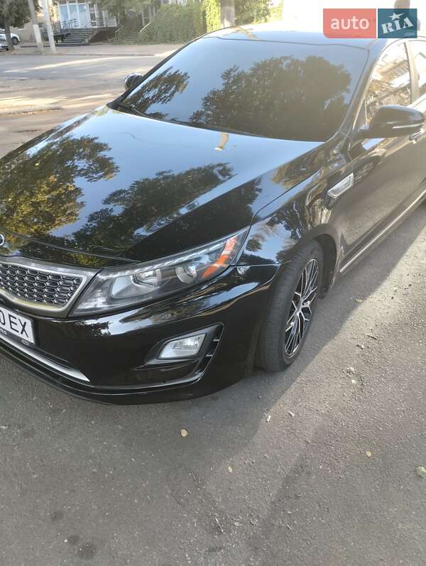 Седан Kia Optima 2014 в Житомире