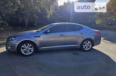 Седан Kia Optima 2012 в Днепре