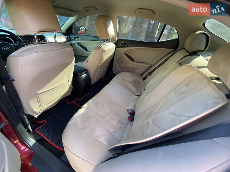 Седан Kia Optima 2013 в Одессе