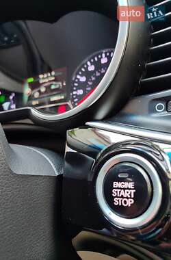 Седан Kia Optima 2015 в Киеве