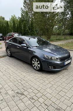 Седан Kia Optima 2014 в Львове