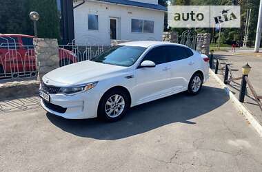 Седан Kia Optima 2015 в Сумах