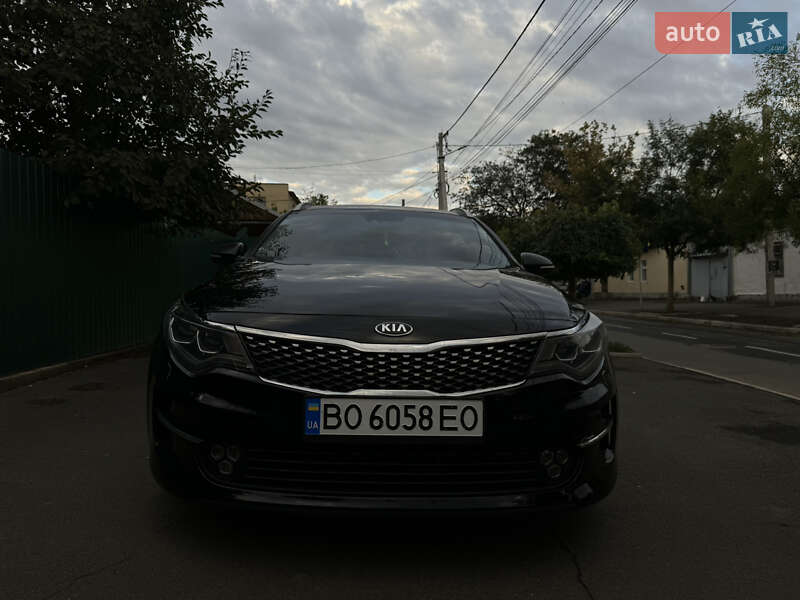 Універсал Kia Optima 2016 в Ізмаїлі
