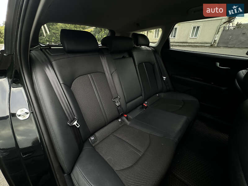 Універсал Kia Optima 2016 в Ізмаїлі