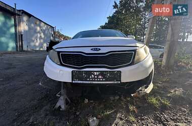 Седан Kia Optima 2012 в 
