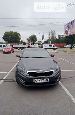 Седан Kia Optima 2013 в Киеве