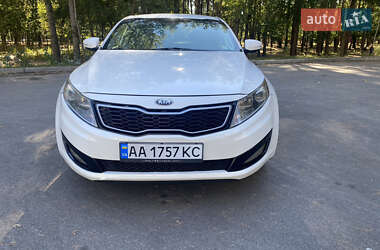 Седан Kia Optima 2013 в Києві