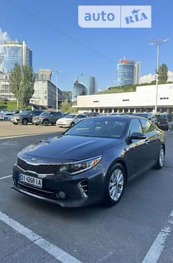 Седан Kia Optima 2017 в Києві