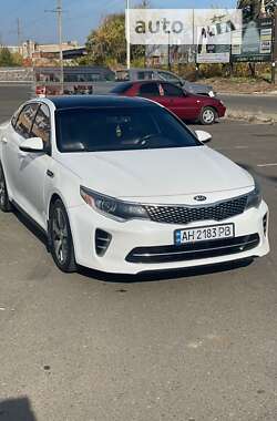 Седан Kia Optima 2015 в Краматорске