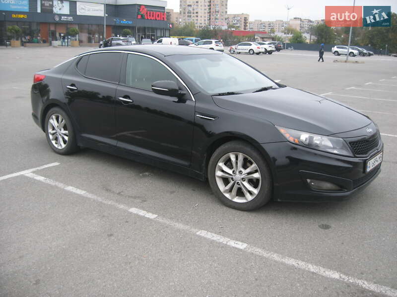 Седан Kia Optima 2011 в Киеве
