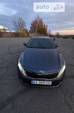 Седан Kia Optima 2015 в Хмельницком