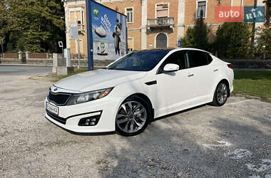 Седан Kia Optima 2014 в Киеве