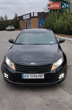 Седан Kia Optima 2012 в Харькове