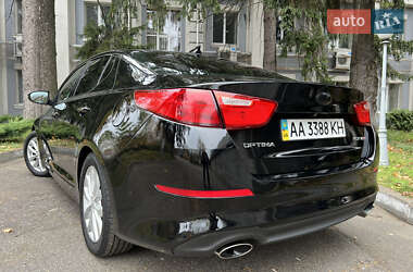Седан Kia Optima 2013 в 