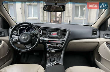 Седан Kia Optima 2013 в 