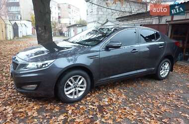 Седан Kia Optima 2011 в Бучі