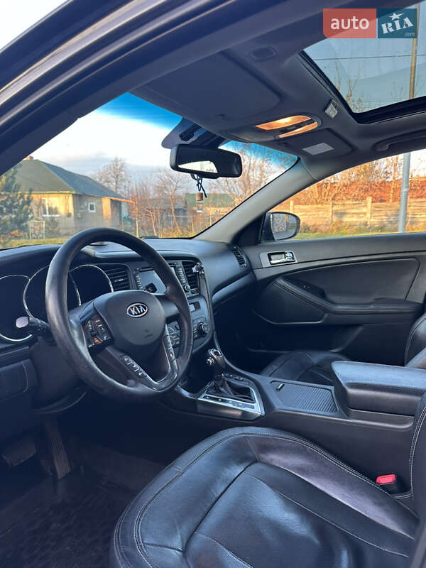 Седан Kia Optima 2012 в Полтаві