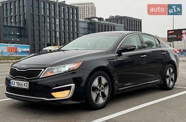 Седан Kia Optima 2013 в Киеве