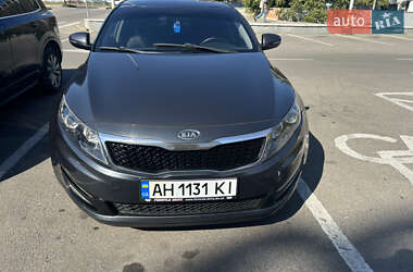 Седан Kia Optima 2012 в Дніпрі