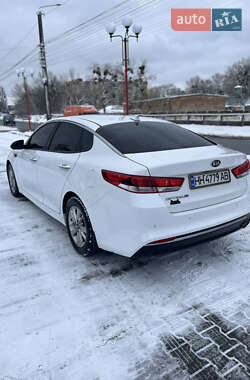 Седан Kia Optima 2016 в Виннице