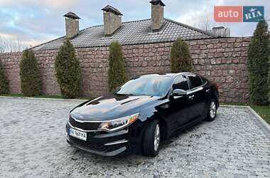 Седан Kia Optima 2015 в Кропивницькому