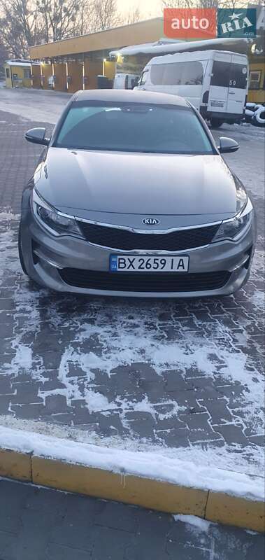 Седан Kia Optima 2016 в Хмельницькому