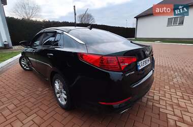 Седан Kia Optima 2011 в Киеве