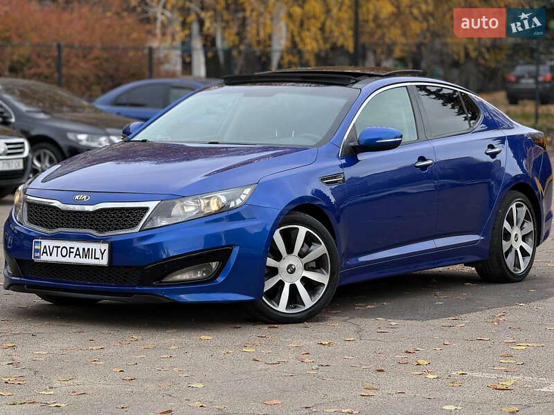 Седан Kia Optima 2012 в Києві