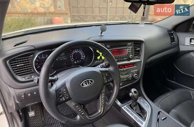 Седан Kia Optima 2012 в Києві