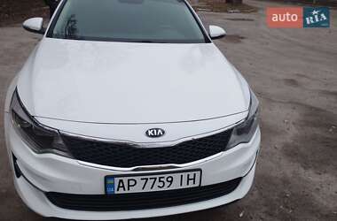 Седан Kia Optima 2016 в Запорожье