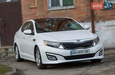 Седан Kia Optima 2015 в 